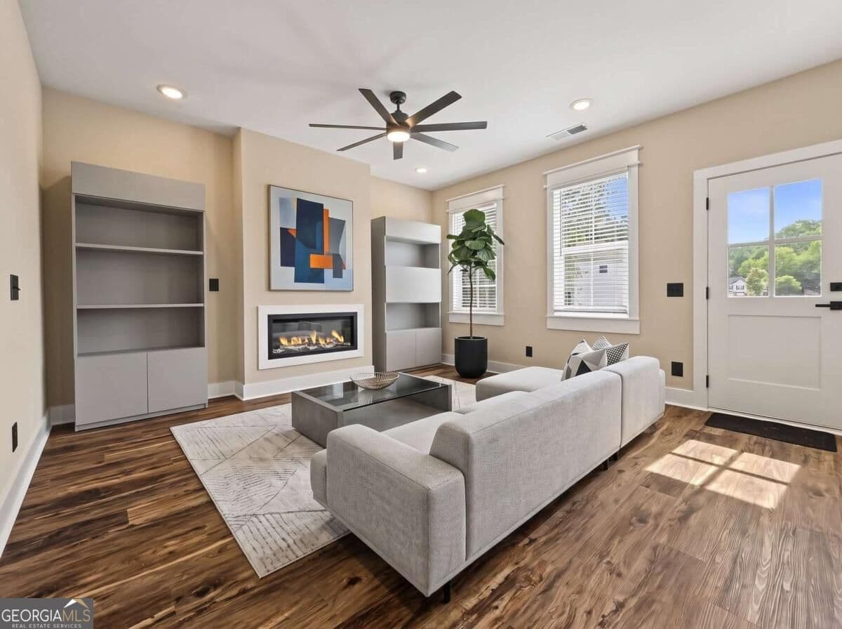 4 bedroom, 2.5 bathroom, 2,146 sq ft single family residence for sale at 3075 Franklin Street, Austell, GA 30106 — photo 4