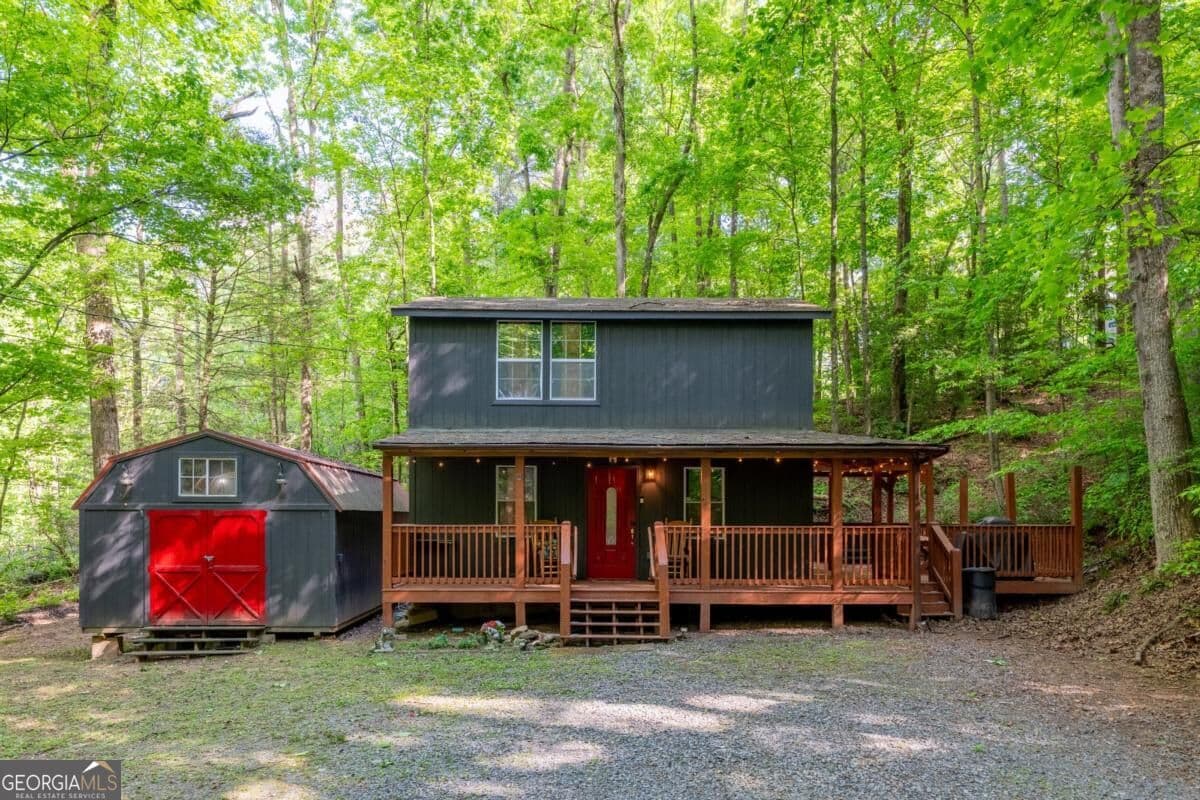 2 bedroom, 1.5 bathroom, 768 sq ft single family residence for sale at 257 Pen Drive, Ellijay, GA 30540 — photo 1 of 34