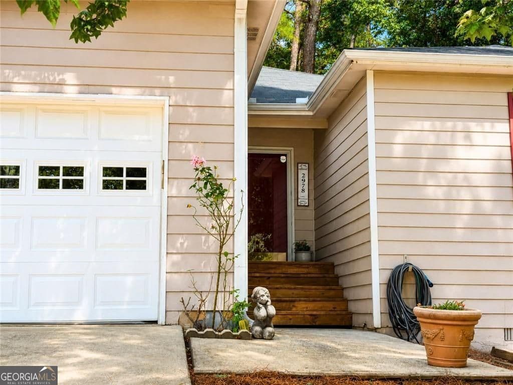 3 bedroom, 2 bathroom, 1,545 sq ft single family residence for sale at 2978 Trotters View Way, Snellville, GA 30039 — photo 7