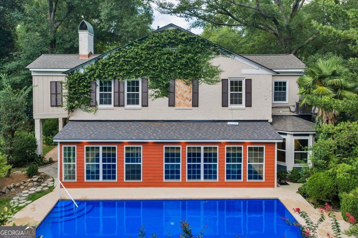 5 bedroom, 4 bathroom, 3,321 sq ft single family residence for sale at 3860 Ridge Avenue, Macon, GA 31204 — photo 2