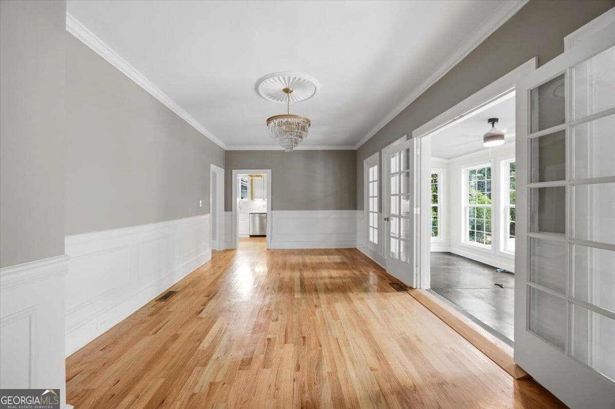 5 bedroom, 4 bathroom, 3,321 sq ft single family residence for sale at 3860 Ridge Avenue, Macon, GA 31204 — photo 7