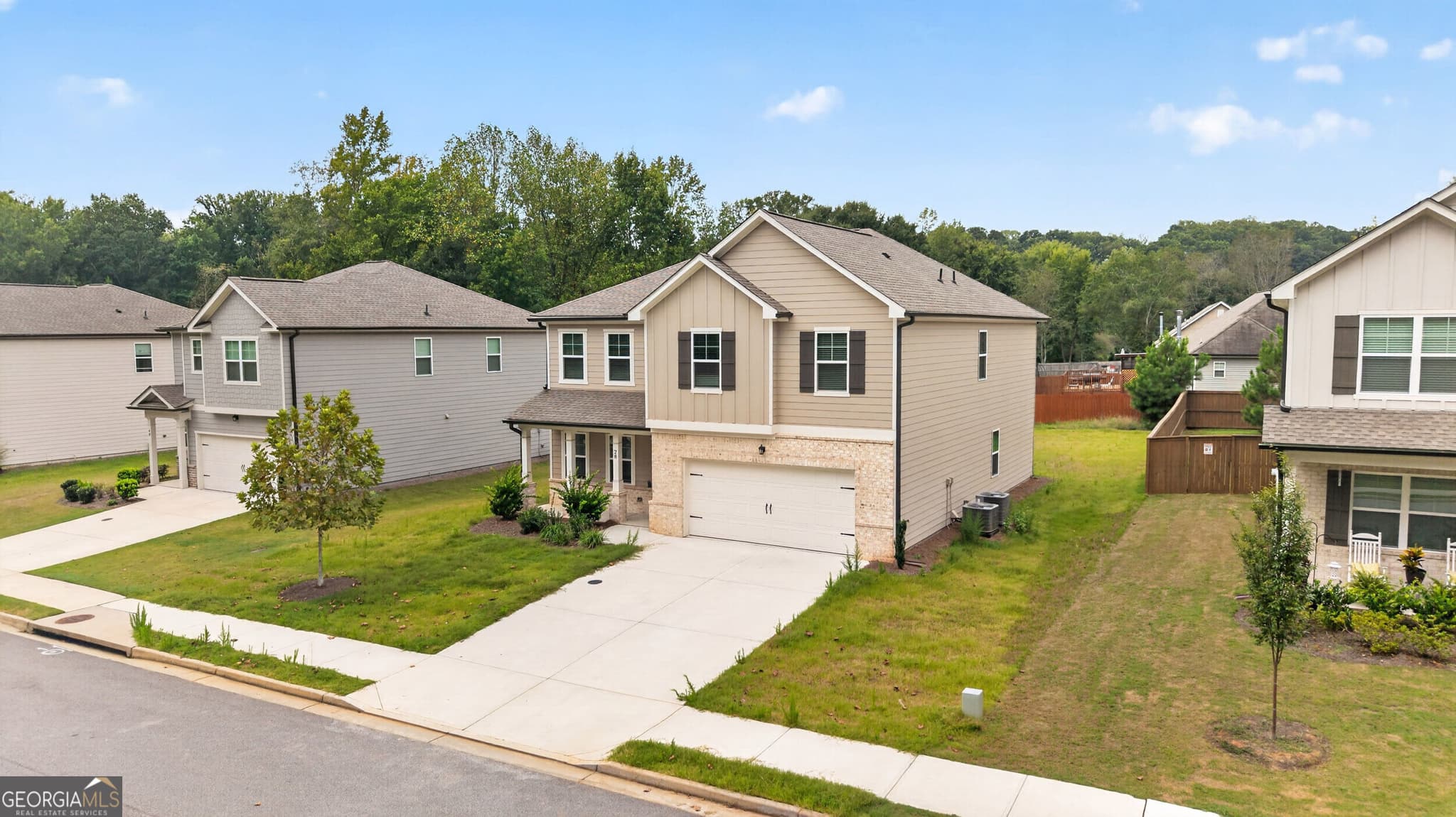 6 bedroom, 4 bathroom single family residence for sale at 28 Red Dragon Drive, Jefferson, GA 30549 — photo 5