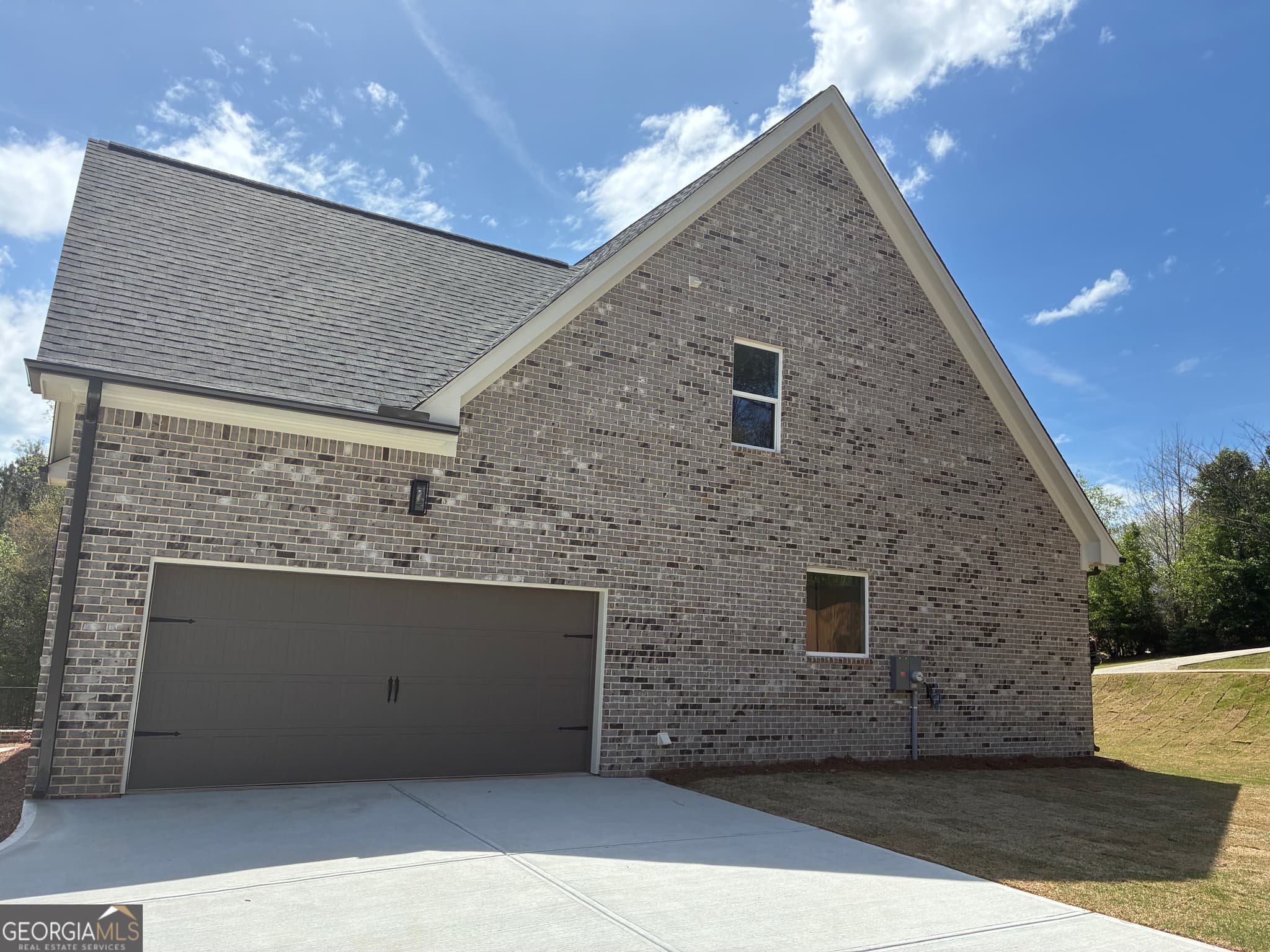 4 bedroom, 3.5 bathroom, 3,200 sq ft single family residence for sale at 5620 Shamrock Lane, Douglasville, GA 30135 — photo 5