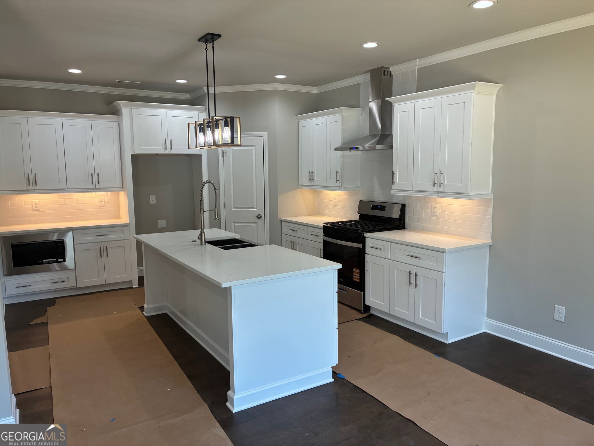 4 bedroom, 3.5 bathroom, 3,200 sq ft single family residence for sale at 5620 Shamrock Lane, Douglasville, GA 30135 — photo 8