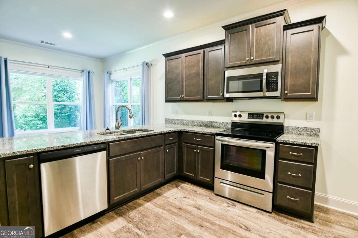 4 bedroom, 4 bathroom, 1,924 sq ft single family residence for sale at 560 Rosa Nell Howard Street, Athens, GA 30601 — photo 6