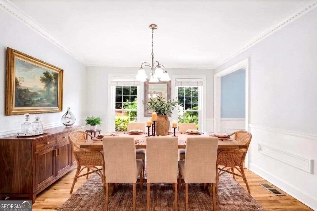 4 bedroom, 2.5 bathroom, 2,469 sq ft single family residence for sale at 5197 Riverhill Road, Marietta, GA 30068 — photo 9
