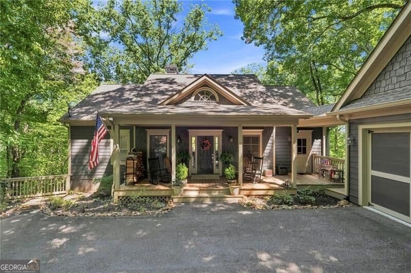 4 bedroom, 3.5 bathroom, 3,384 sq ft single family residence for sale at 1458 Valley View Drive, Big Canoe, GA 30143 — photo 2