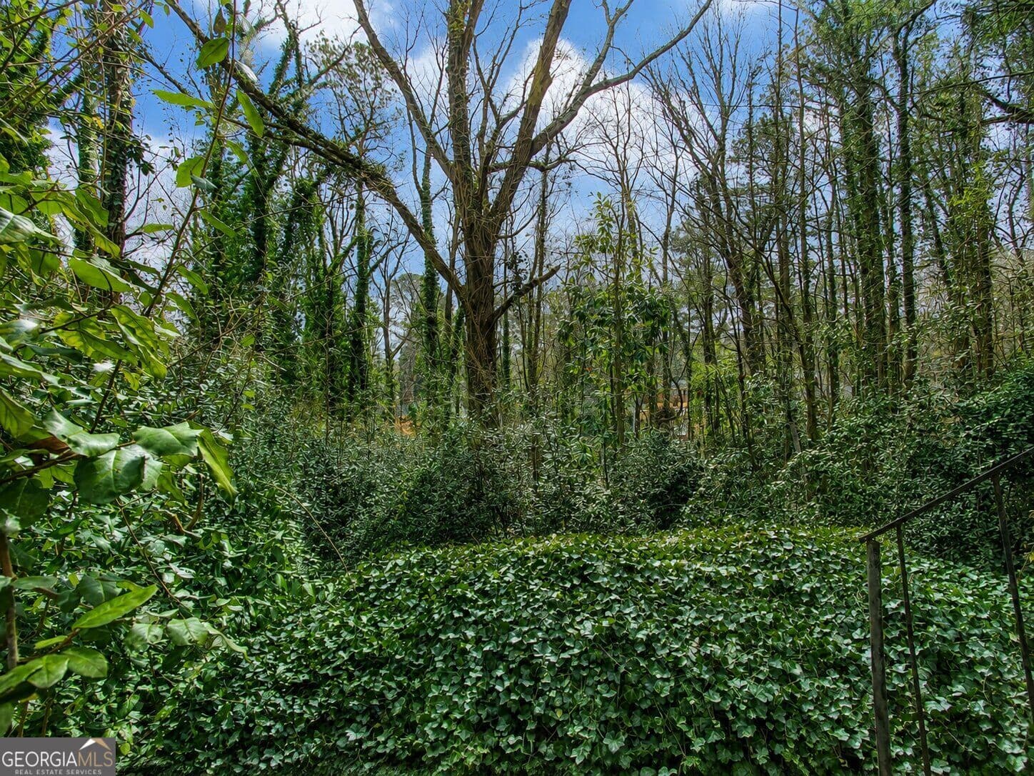 3 bedroom, 2 bathroom, 1,364 sq ft single family residence for sale at 731 Bolton Road, Atlanta, GA 30331 — photo 10