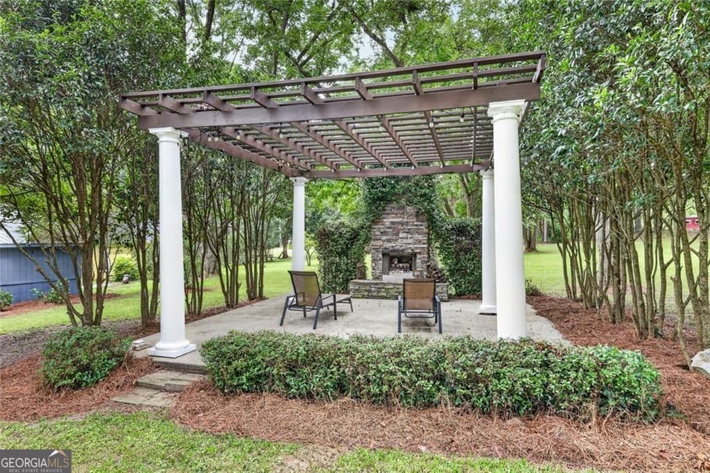 5 bedroom, 2 bathroom, 3,264 sq ft single family residence for sale at 1060 Hill Street, Concord, GA 30206 — photo 10