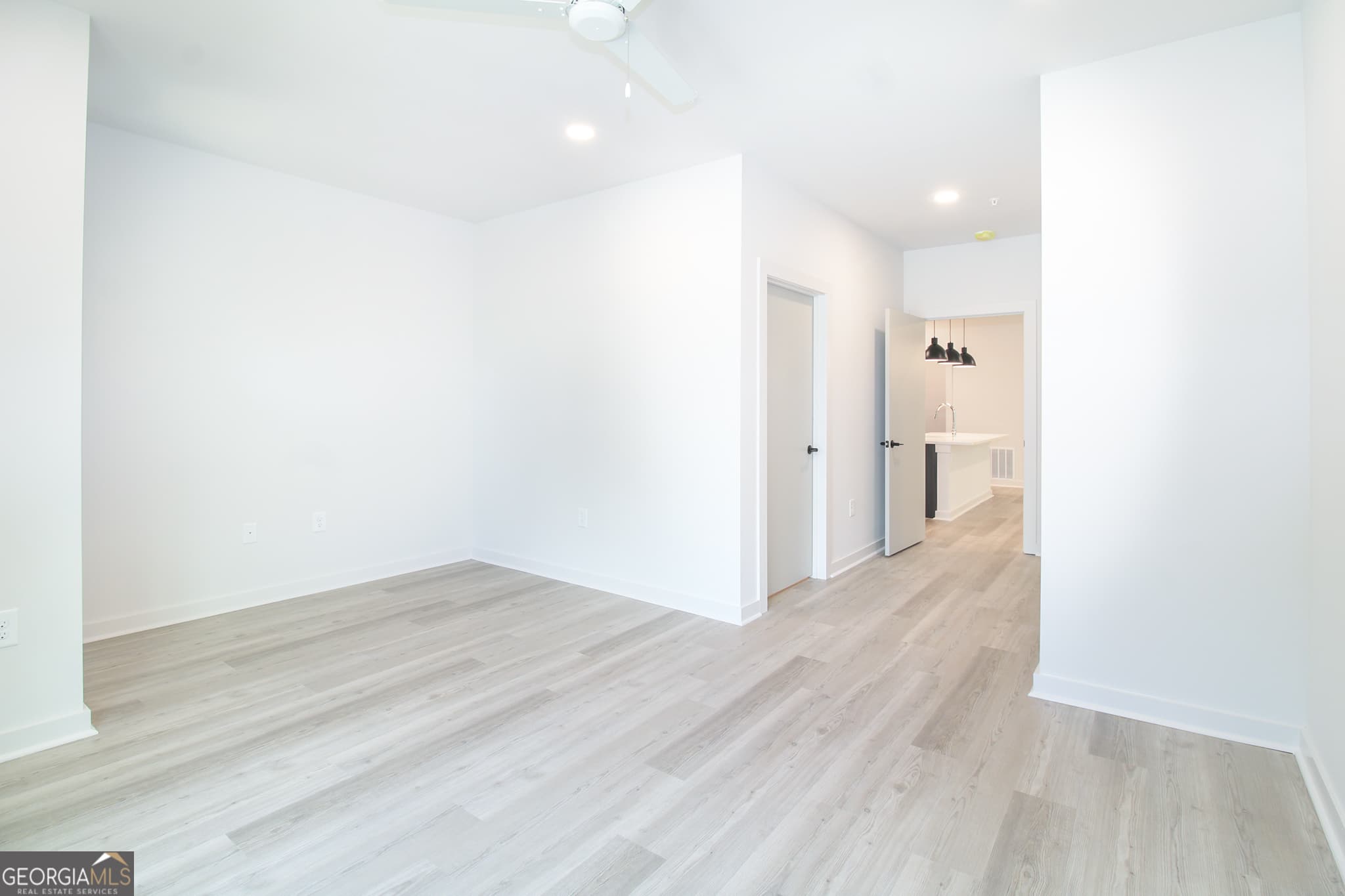 2 bedroom, 2.5 bathroom, 1,250 sq ft condominium for rent at 240 Martha Drive, Athens, GA 30606 for $1,800 a month — photo 7
