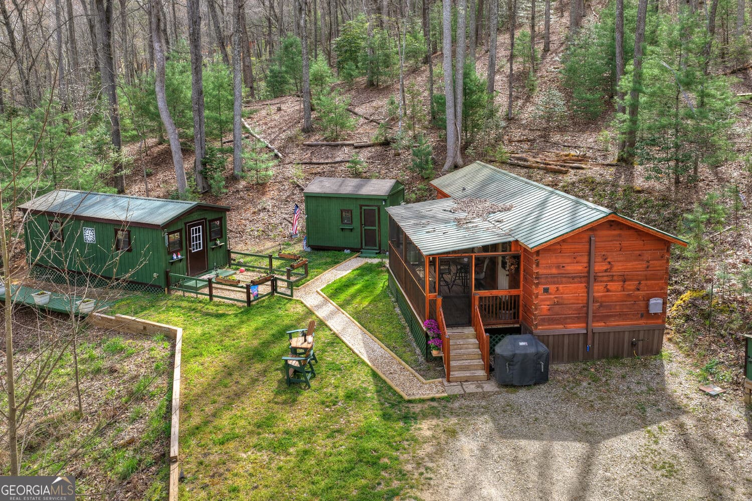 1 bedroom, 1 bathroom, 408 sq ft cabin,manufactured home,single family residence for sale at 57 Meadow Hill, Morganton, GA 30560 — photo 9