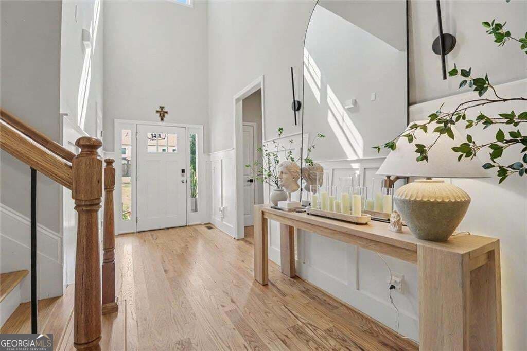 4 bedroom, 3 bathroom, 3,037 sq ft single family residence for sale at 2058 Sydney Cove Court, Buford, GA 30518 — photo 4