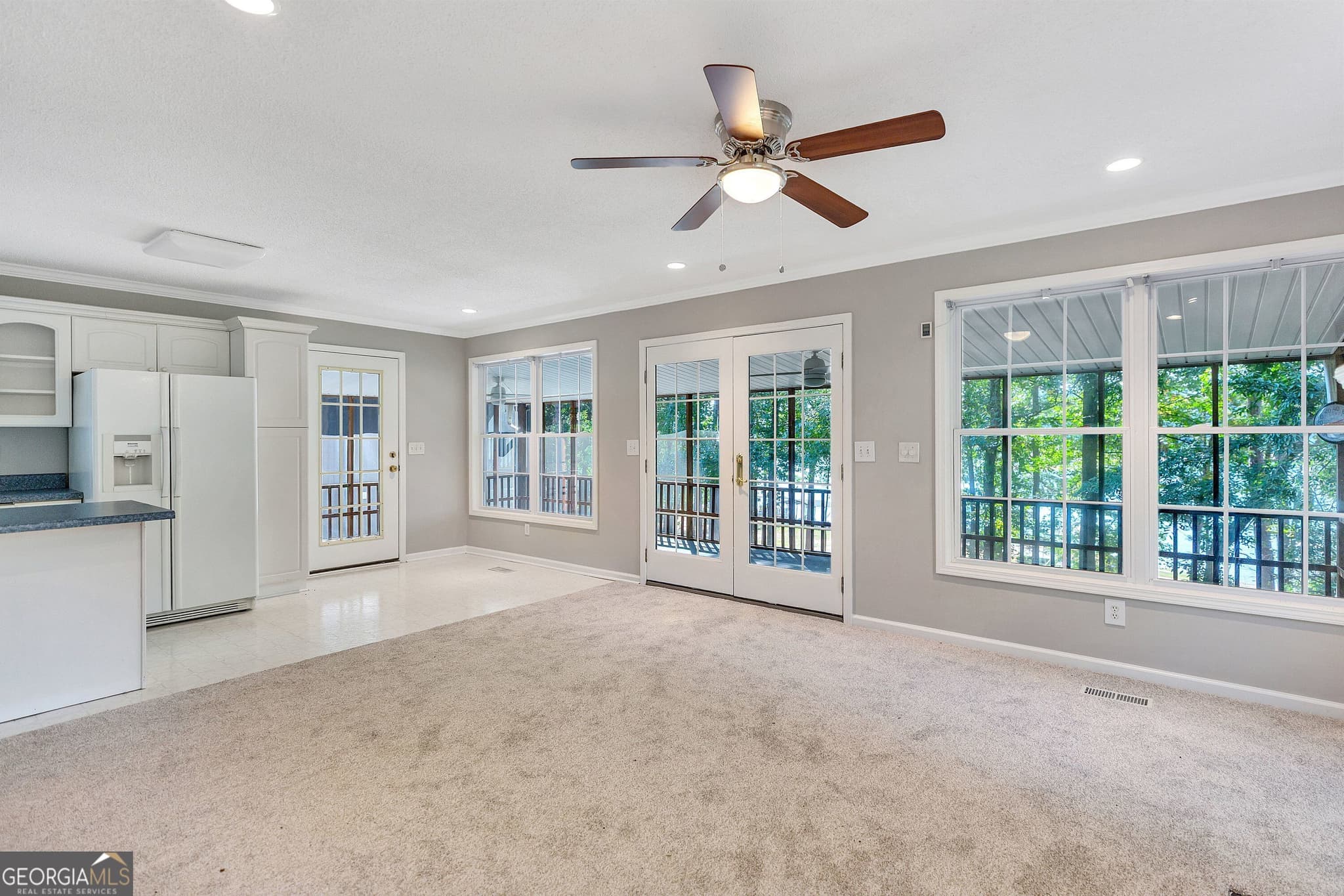 4 bedroom, 2 bathroom, 1,560 sq ft single family residence under contract at 104 Lakehill Road, Fair Play, SC 29643 — photo 6