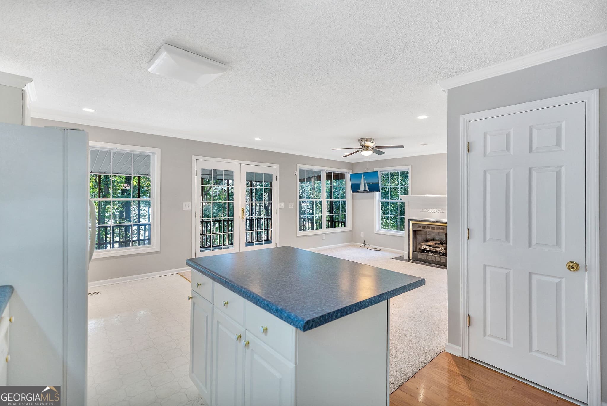 4 bedroom, 2 bathroom, 1,560 sq ft single family residence under contract at 104 Lakehill Road, Fair Play, SC 29643 — photo 5