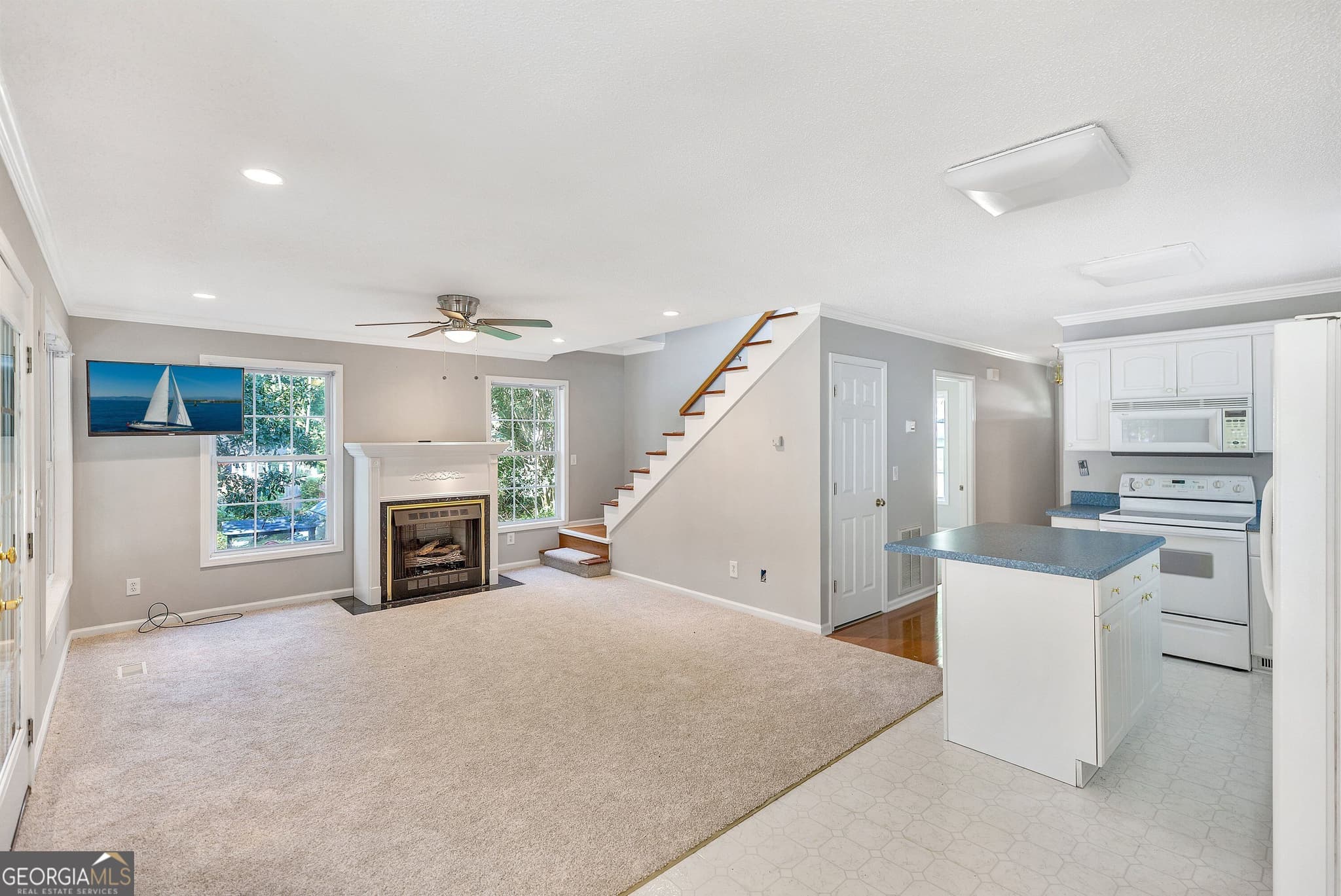 4 bedroom, 2 bathroom, 1,560 sq ft single family residence under contract at 104 Lakehill Road, Fair Play, SC 29643 — photo 8