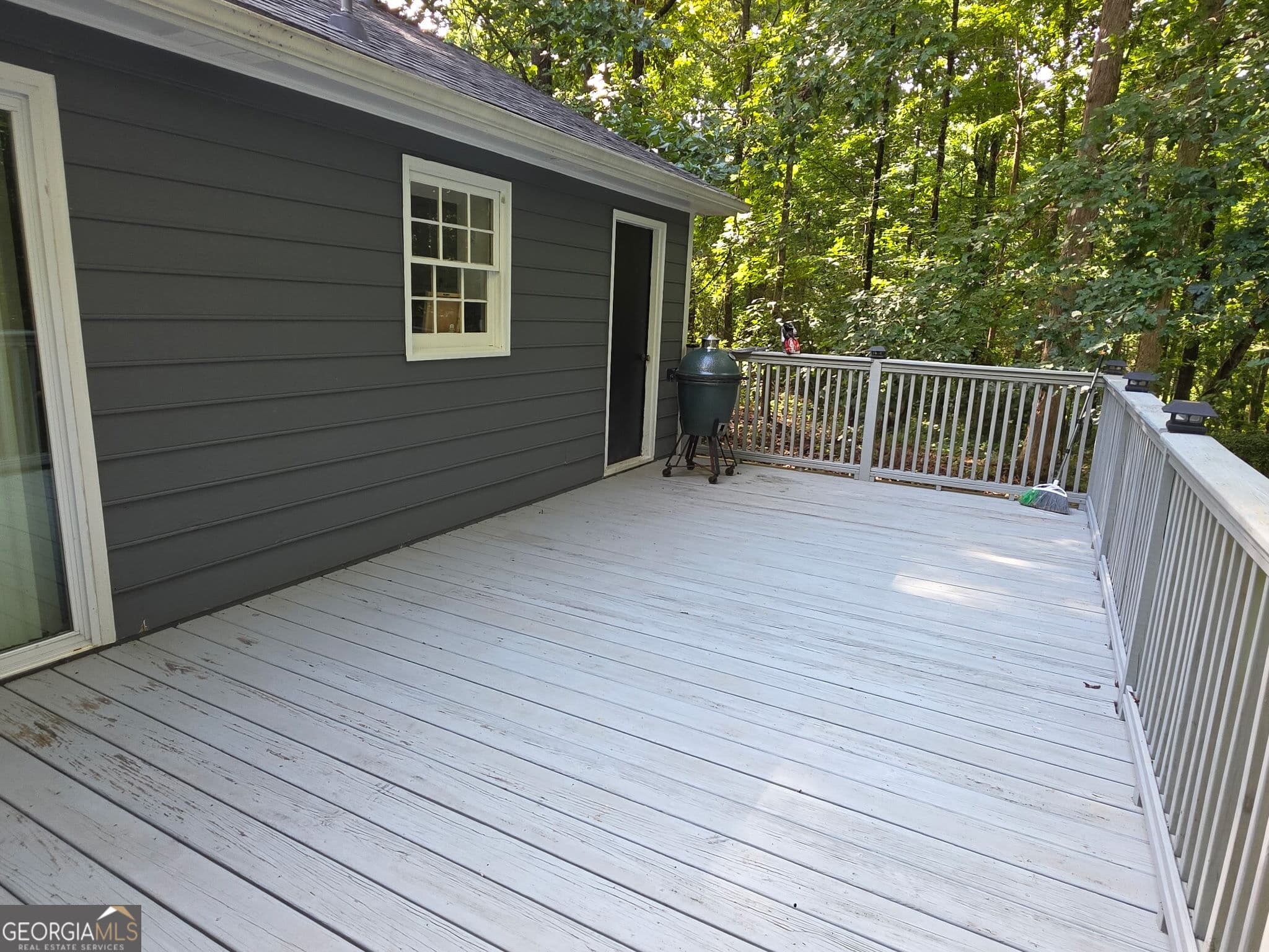 3 bedroom, 2 bathroom, 1,528 sq ft single family residence under contract at 109 Huntcliff Court, Lagrange, GA 30240 — photo 4