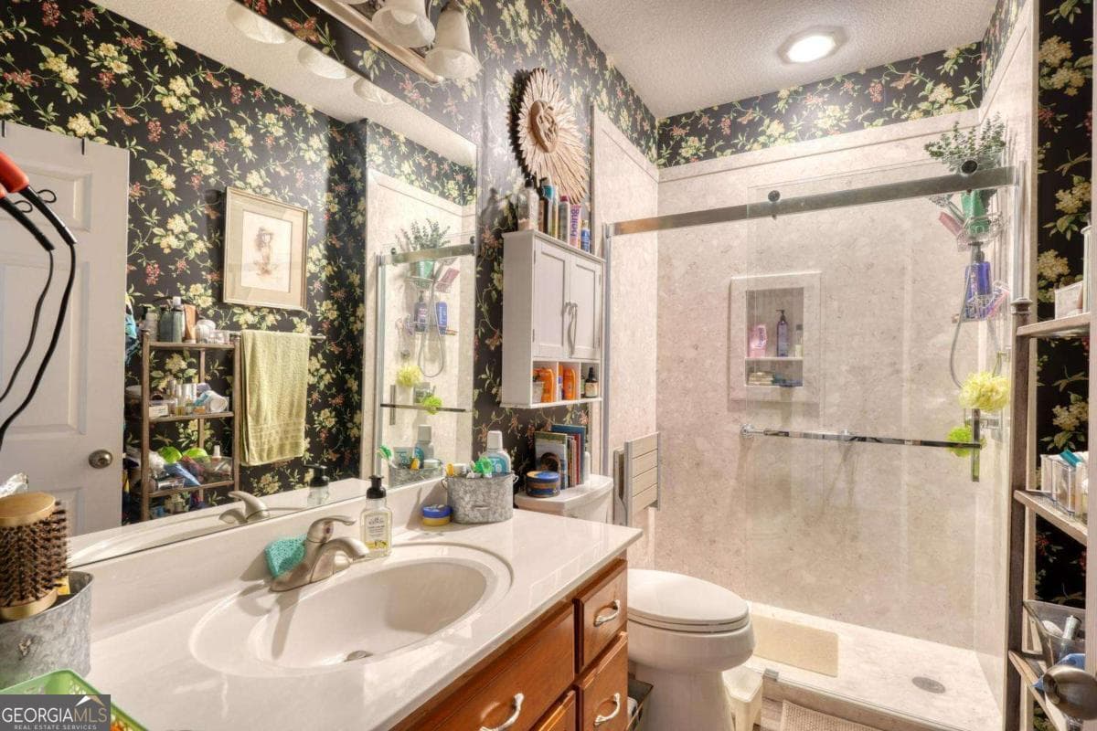 1 bedroom, 1 bathroom, 936 sq ft condominium for sale at 1729 Watercrest Way, Young Harris, GA 30582 — photo 6
