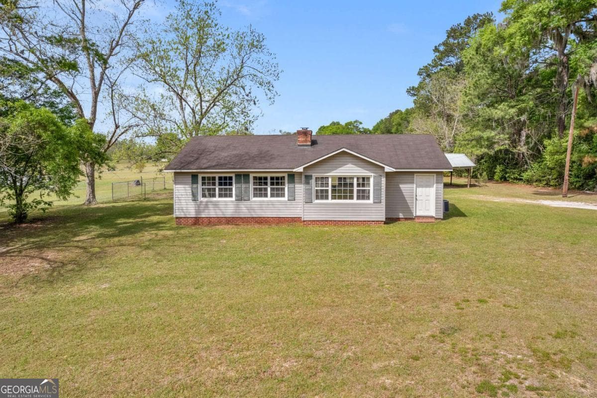 4 bedroom, 2 bathroom, 1,601 sq ft single family residence for sale at 5837 Youmans Chapel Road, Blackshear, GA 31516 — photo 2