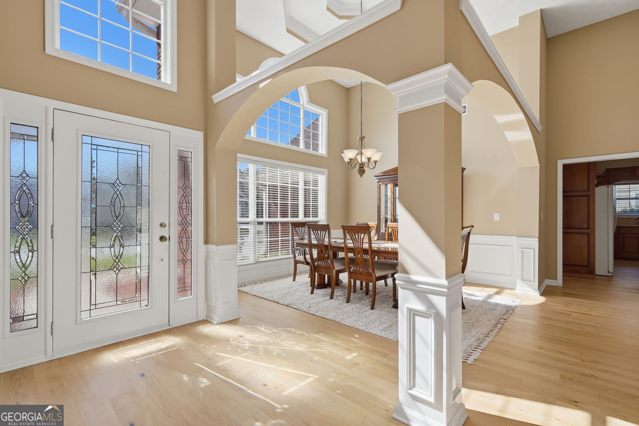3 bedroom, 2 bathroom, 2,352 sq ft single family residence for sale at 5109 Millwall Court, Suwanee, GA 30024 — photo 3