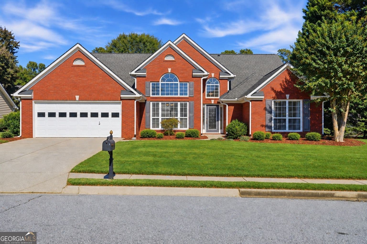 3 bedroom, 2 bathroom, 2,352 sq ft single family residence for sale at 5109 Millwall Court, Suwanee, GA 30024 — photo 1 of 25