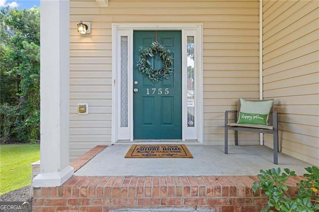 4 bedroom, 3.5 bathroom, 2,758 sq ft single family residence for sale at 1755 Patrick Mill Place, Buford, GA 30518 — photo 2