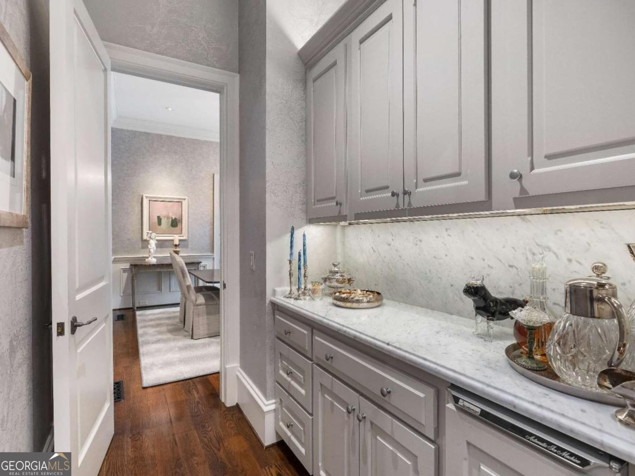 5 bedroom, 6.5 bathroom, 10,488 sq ft single family residence for sale at 675 W Paces Ferry Road 4, Atlanta, GA 30327 — photo 8