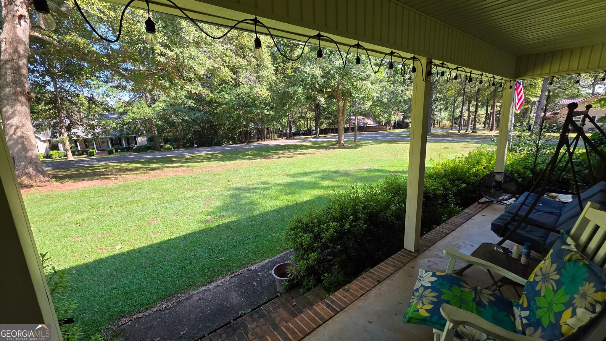 3 bedroom, 2 bathroom, 1,984 sq ft single family residence for sale at 932 W Tanglewood Drive, Dublin, GA 31021 — photo 5