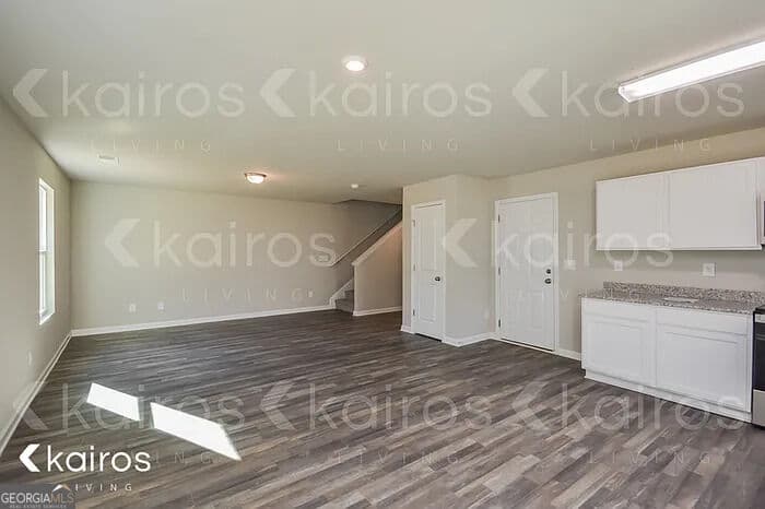 3 bedroom, 2.5 bathroom, 1,606 sq ft single family residence for rent at 215 Hawthorn Trail, Macon, GA 31210 for $1,895 a month — photo 6