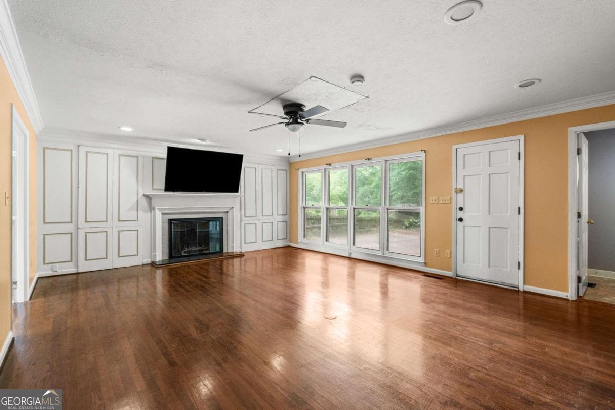 3 bedroom, 2.5 bathroom, 2,818 sq ft single family residence for sale at 6802 Ellis Drive, Columbus, GA 31904 — photo 5
