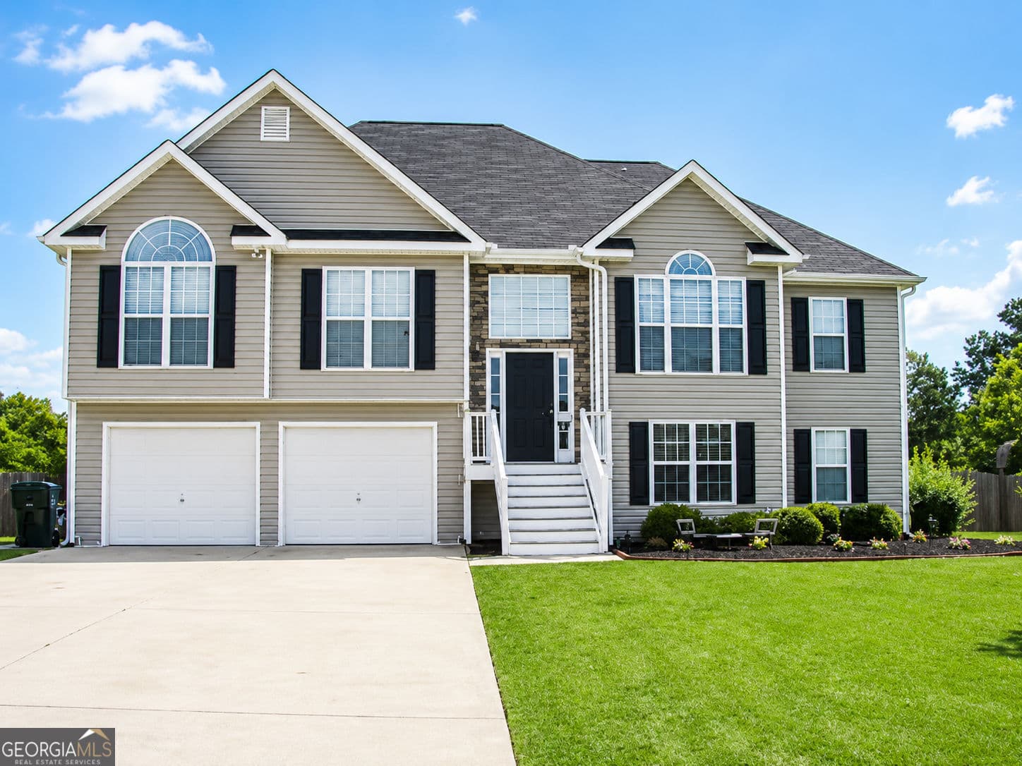 5 bedroom, 3 bathroom, 3,916 sq ft single family residence sold at 247 Anita Drive, Powder Springs, GA 30127