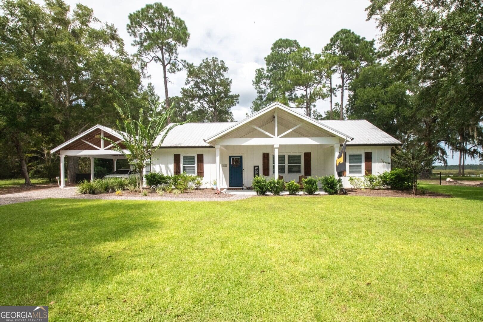 3 bedroom, 2 bathroom, 1,450 sq ft single family residence for sale at 2215 Oscar Road, White Oak, GA 31568 — photo 10