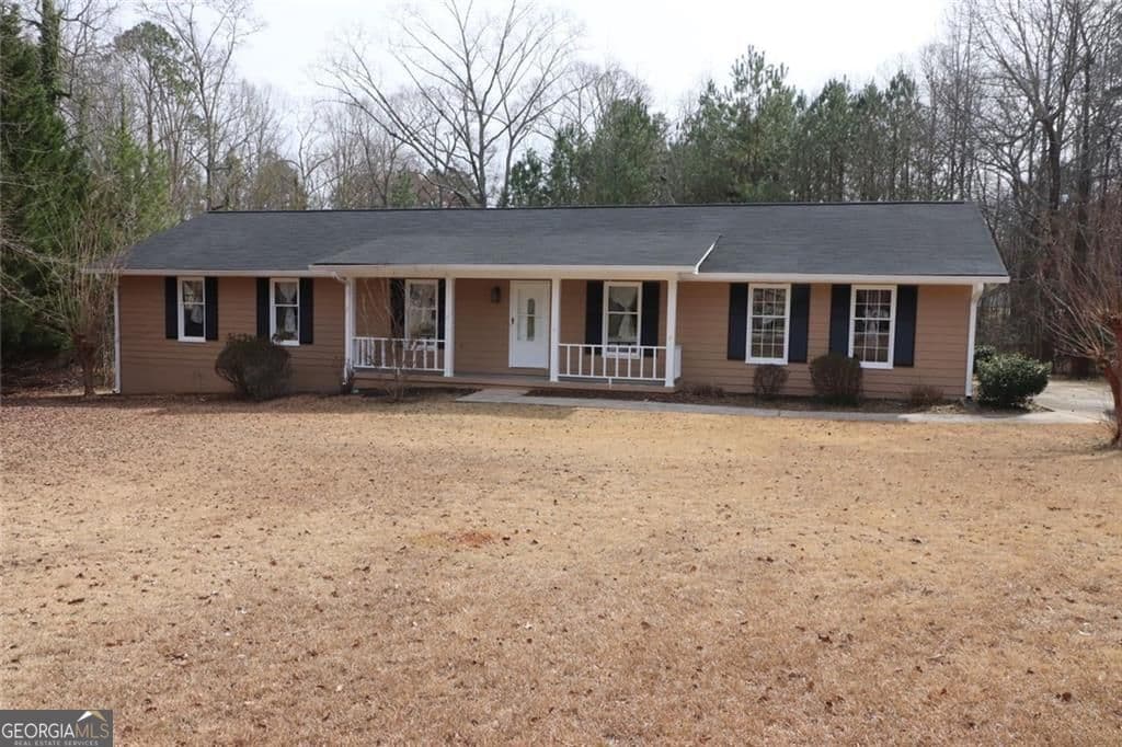 4 bedroom, 2 bathroom, 2,062 sq ft single family residence for rent at 150 Bunny Lane, Fayetteville, GA 30215 for $2,200 a month — photo 1 of 1