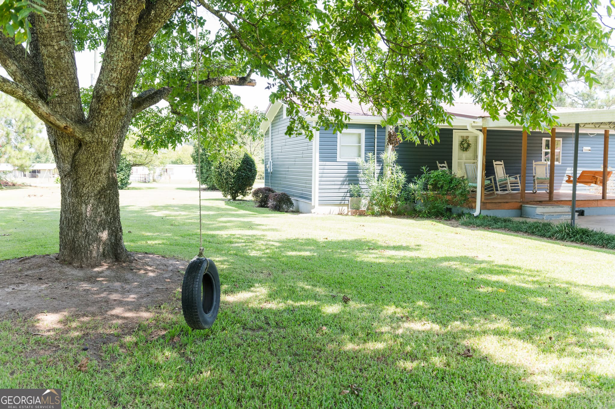 3 bedroom, 2 bathroom, 1,572 sq ft single family residence for sale at 1364 Tommy Purvis Jr Road, Reynolds, GA 31076 — photo 5