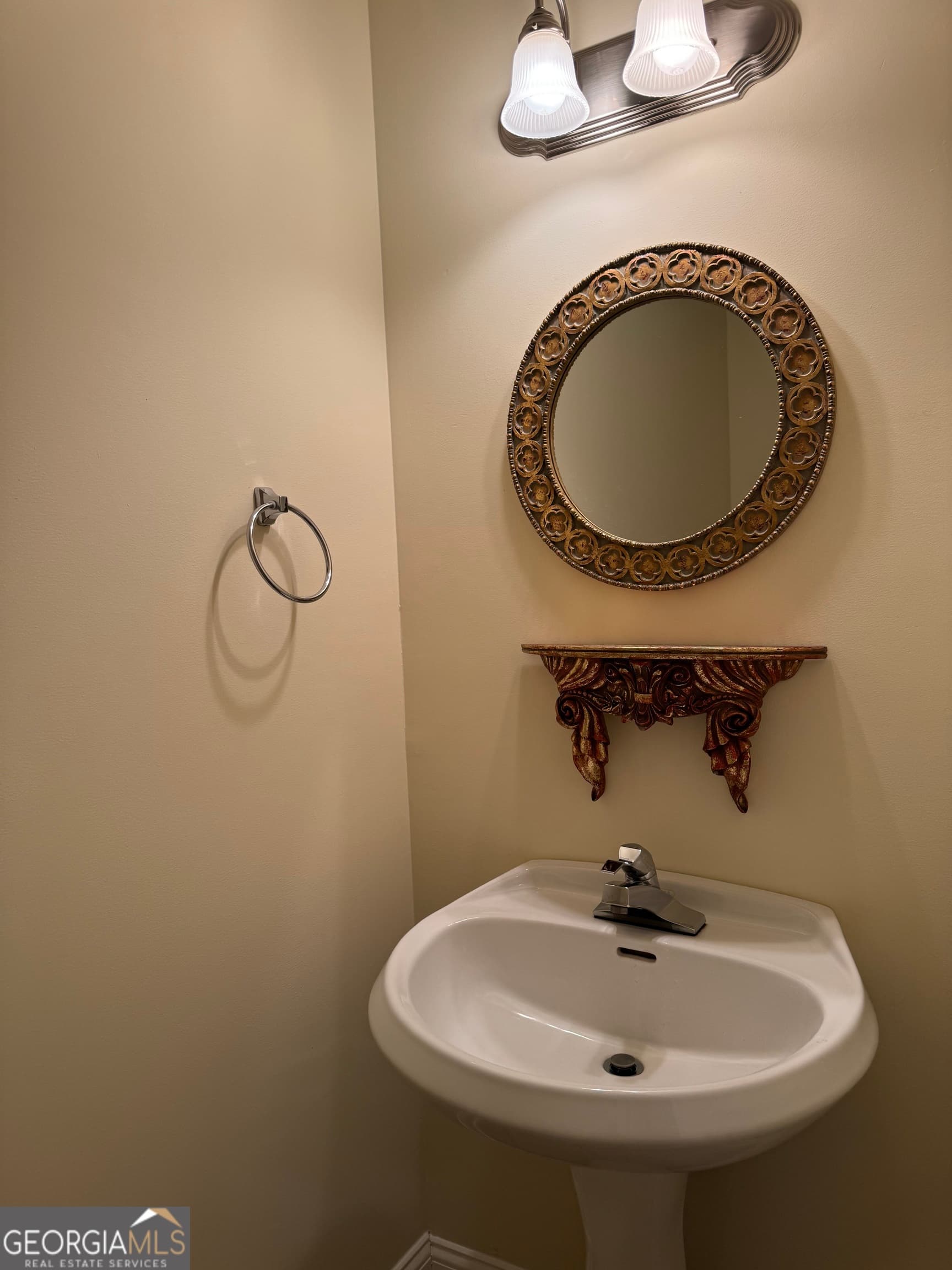 2 bedroom, 2.5 bathroom, 1,332 sq ft townhouse for rent at 135 Logmont Trace, Athens, GA 30606 for $1,500 a month — photo 8