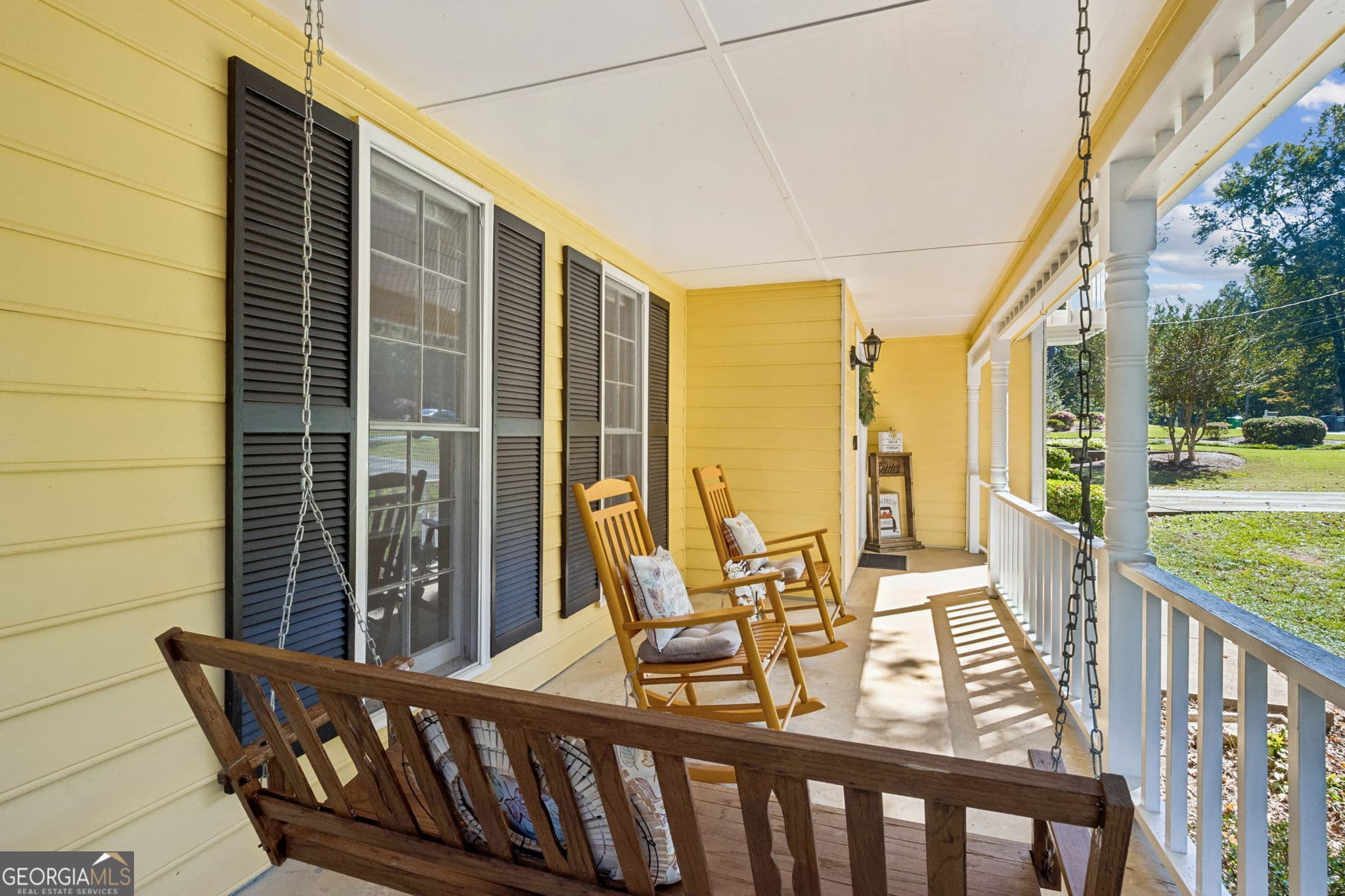 3 bedroom, 2.5 bathroom, 2,246 sq ft single family residence for sale at 392 Princeton Way, Lawrenceville, GA 30044 — photo 7