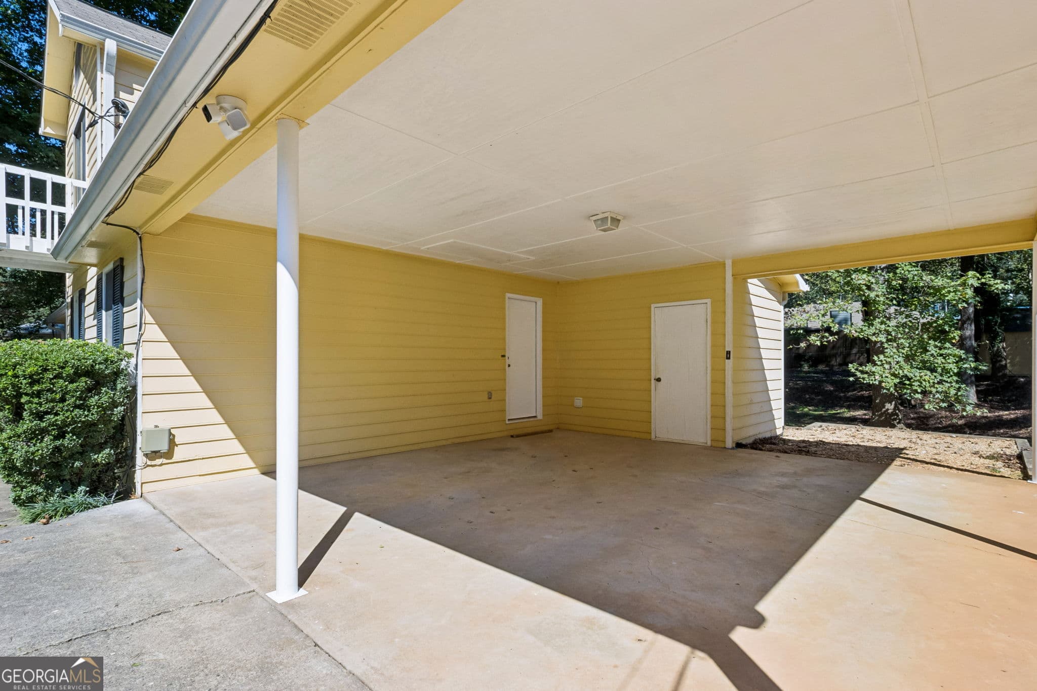 3 bedroom, 2.5 bathroom, 2,246 sq ft single family residence for sale at 392 Princeton Way, Lawrenceville, GA 30044 — photo 5