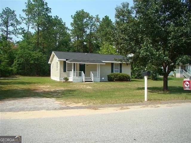 3 bedroom, 1 bathroom single family residence under contract at 2235A Moncrieff Street, Augusta, GA 30906