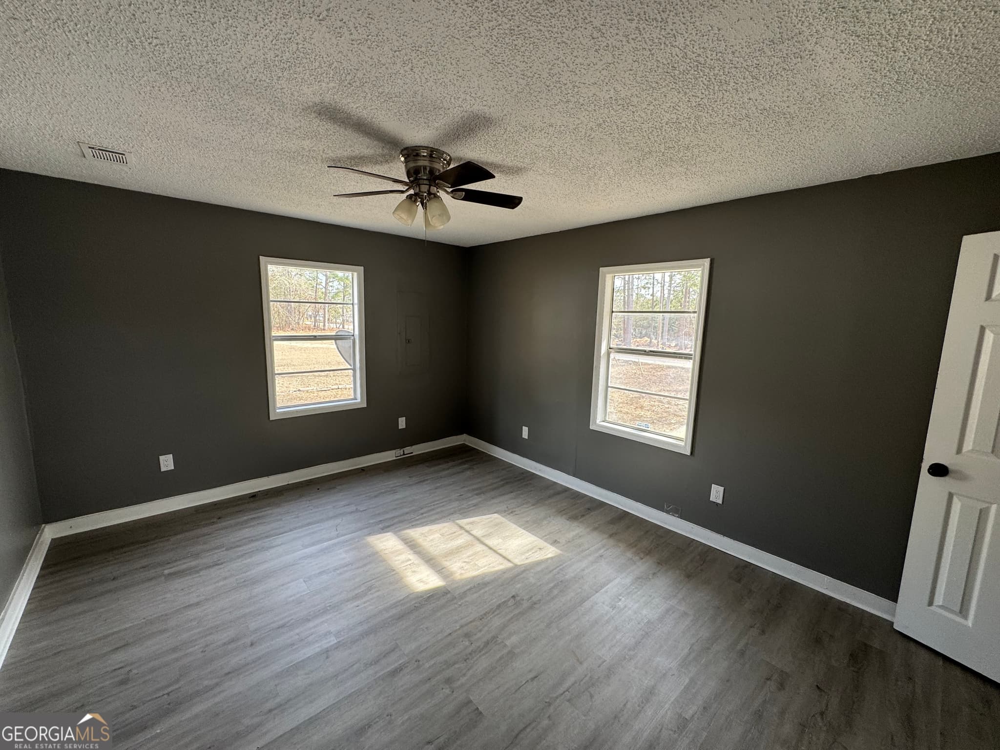 3 bedroom, 1 bathroom single family residence under contract at 2235A Moncrieff Street, Augusta, GA 30906 — photo 4