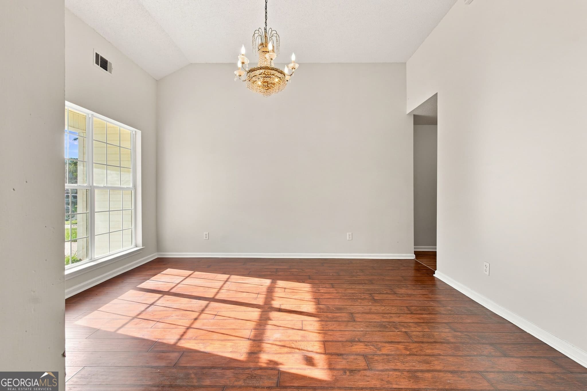 4 bedroom, 2 bathroom, 1,274 sq ft single family residence for sale at 7221 Garfield Street, Savannah, GA 31406 — photo 10