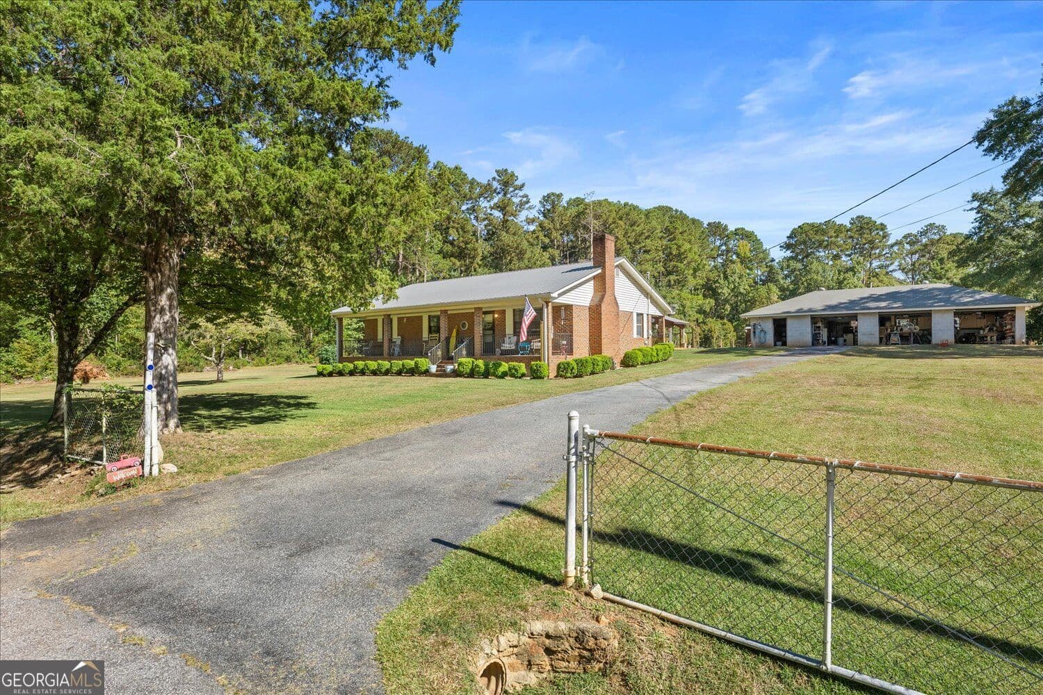 3 bedroom, 2 bathroom, 1,269 sq ft single family residence for sale at 5666 Virginia Avenue, Thomson, GA 30824 — photo 2