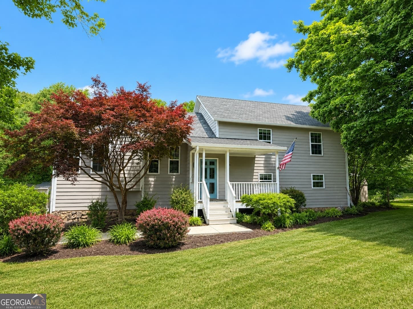 3 bedroom, 3 bathroom, 2,410 sq ft single family residence sold at 533 Arnold Mill Road, Woodstock, GA 30188