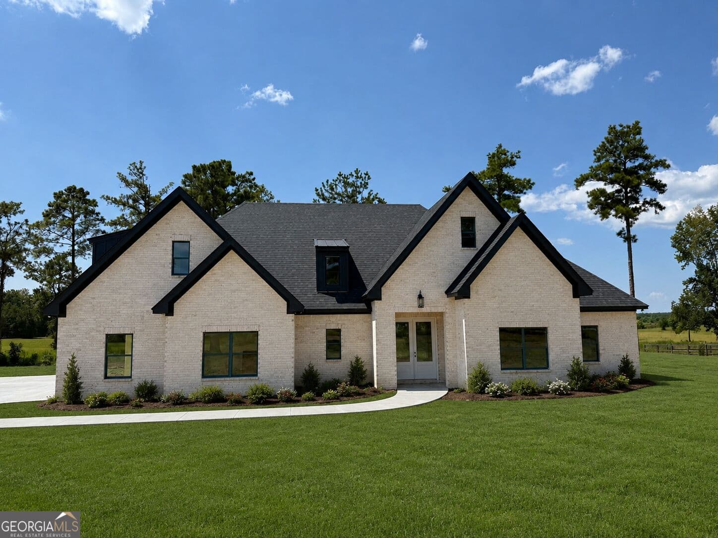 5 bedroom, 3 bathroom, 2,834 sq ft single family residence for sale at 13100 Highway 51, Opelika, AL 36804