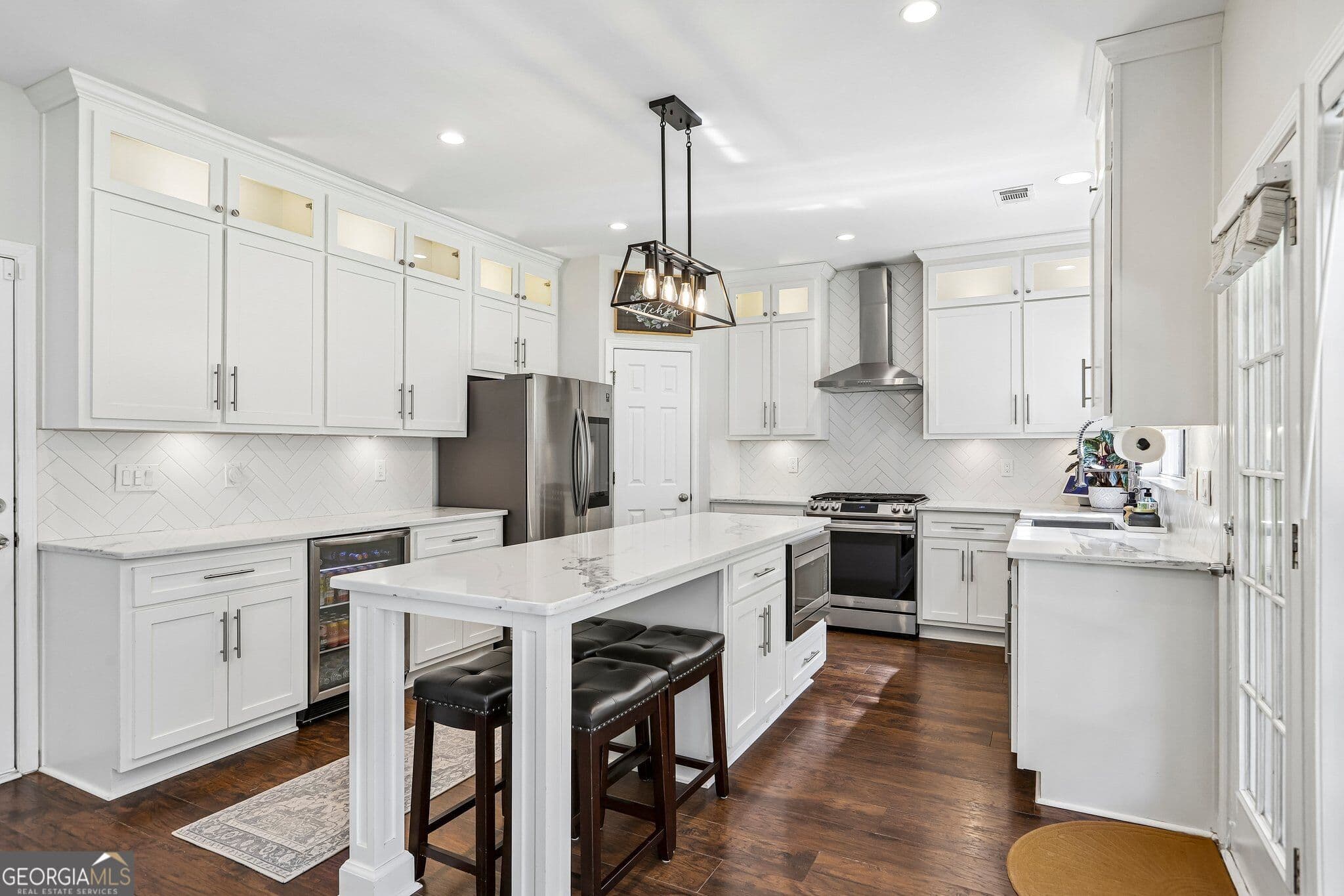 4 bedroom, 2.5 bathroom, 2,513 sq ft single family residence for sale at 5052 Raventhorpe Court, Suwanee, GA 30024 — photo 7