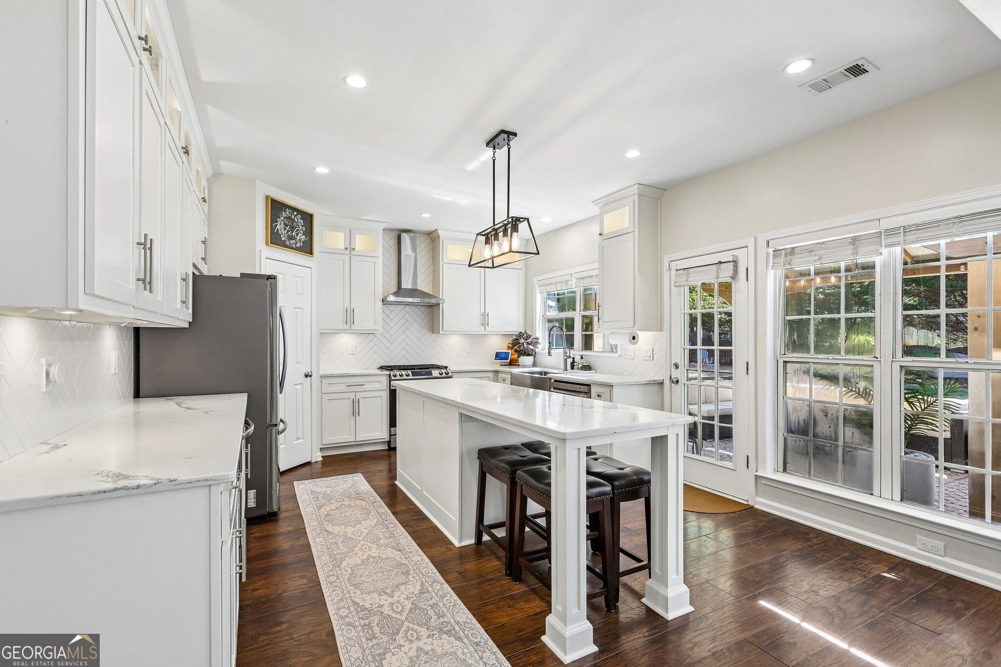4 bedroom, 2.5 bathroom, 2,513 sq ft single family residence for sale at 5052 Raventhorpe Court, Suwanee, GA 30024 — photo 8