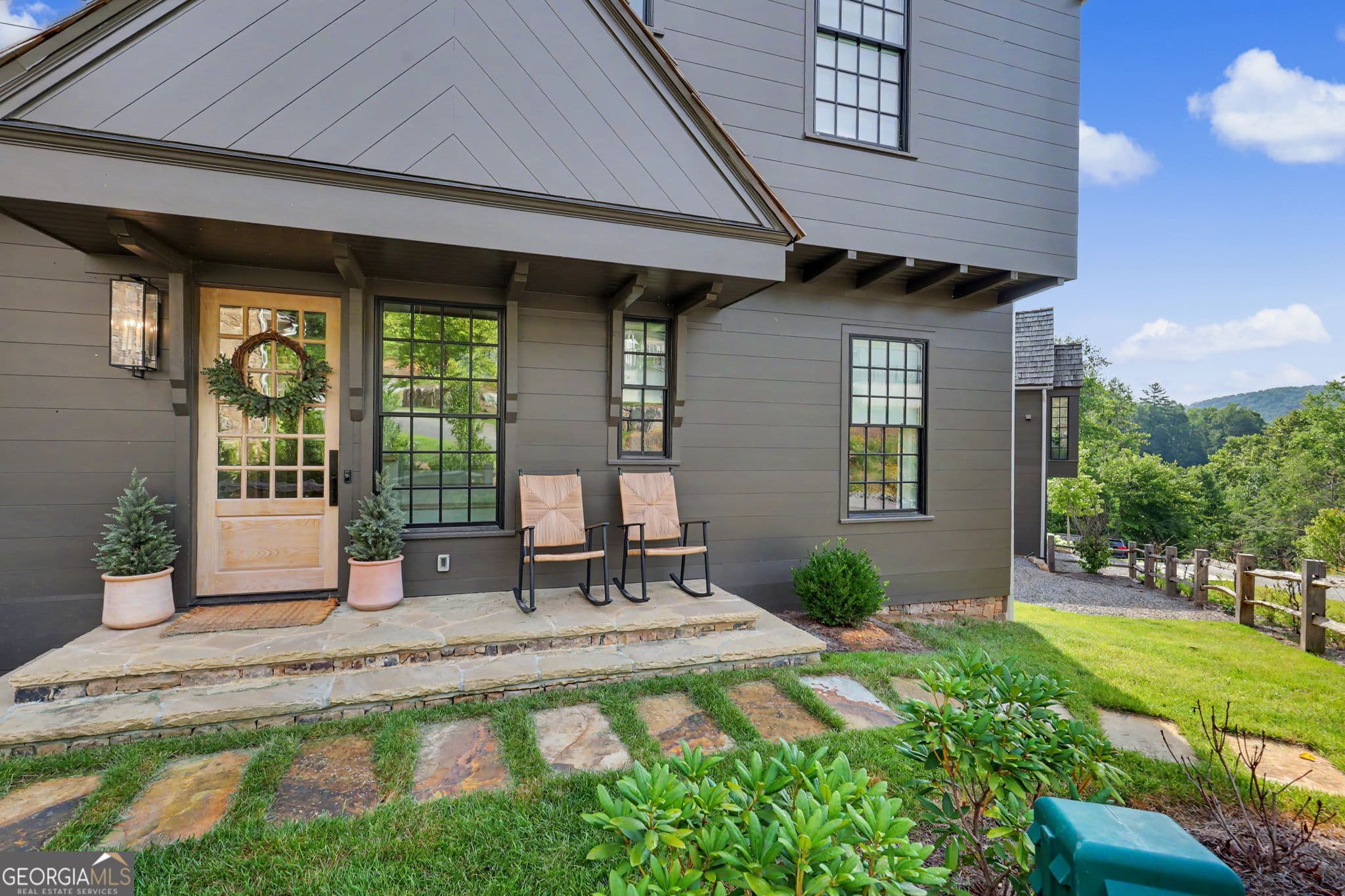 6 bedroom, 6.5 bathroom, 3,461 sq ft single family residence for sale at 60 Cove View Lane, Clarkesville, GA 30523 — photo 6