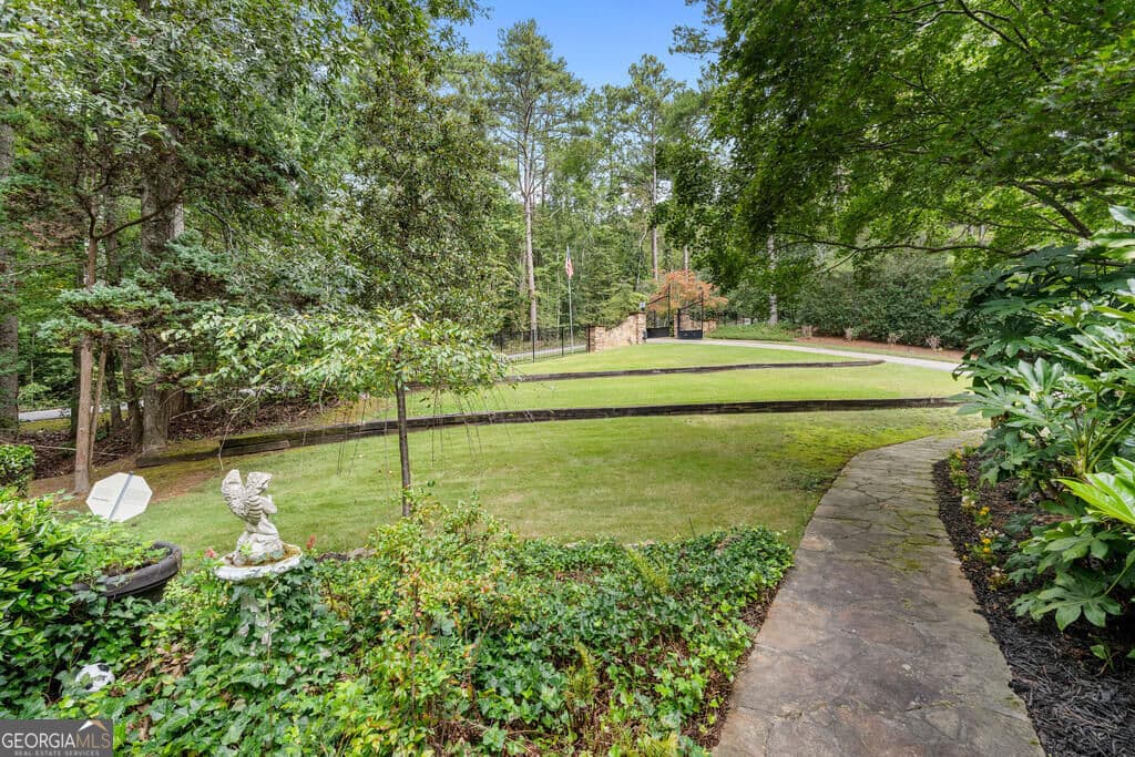 5 bedroom, 3 bathroom, 4,200 sq ft single family residence for sale at 5310 Creek Indian Trail, Douglasville, GA 30135 — photo 9