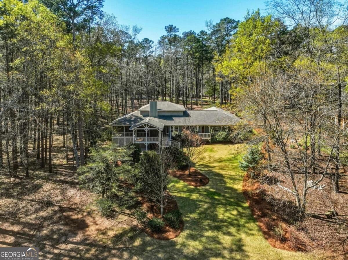 4 bedroom, 3 bathroom, 2,516 sq ft single family residence for sale at 1641 Bennett Springs Drive, Greensboro, GA 30642 — photo 7