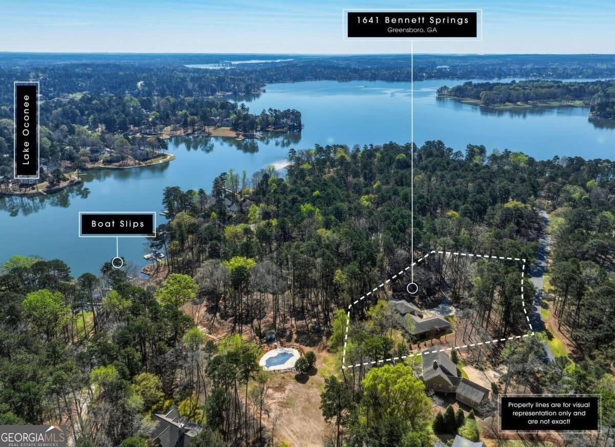 4 bedroom, 3 bathroom, 2,516 sq ft single family residence for sale at 1641 Bennett Springs Drive, Greensboro, GA 30642 — photo 3