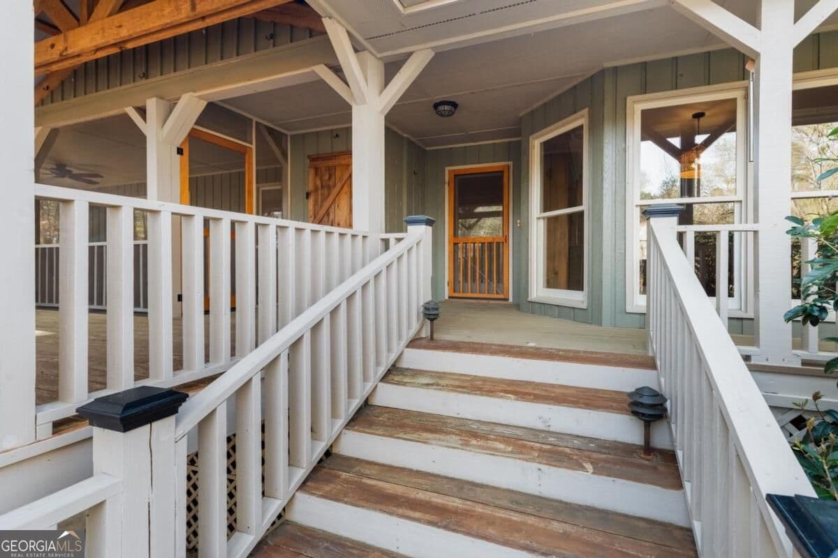 4 bedroom, 3 bathroom, 2,516 sq ft single family residence for sale at 1641 Bennett Springs Drive, Greensboro, GA 30642 — photo 9