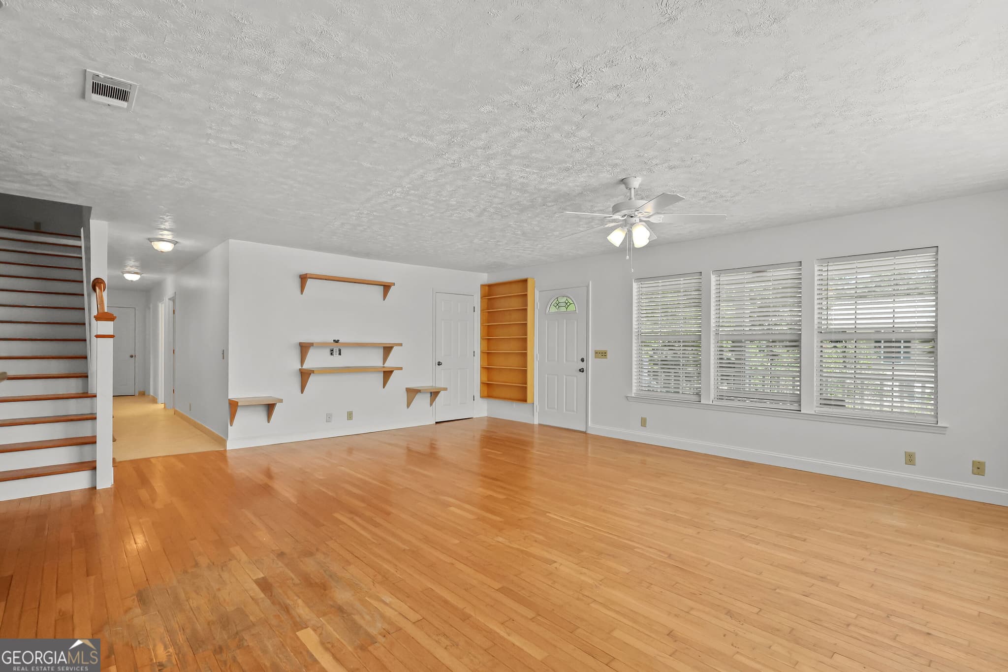 5 bedroom, 3 bathroom, 2,500 sq ft single family residence for sale at 104 Sapelo Street, St. Simons, GA 31522 — photo 10